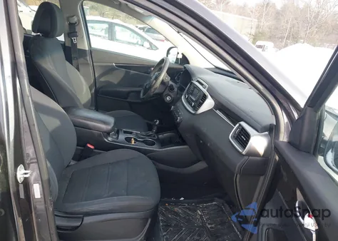 2016 Kia Sorento 3.3L Lx z USA, uszkodzony, nr VIN 5XYPGDA53GG139376